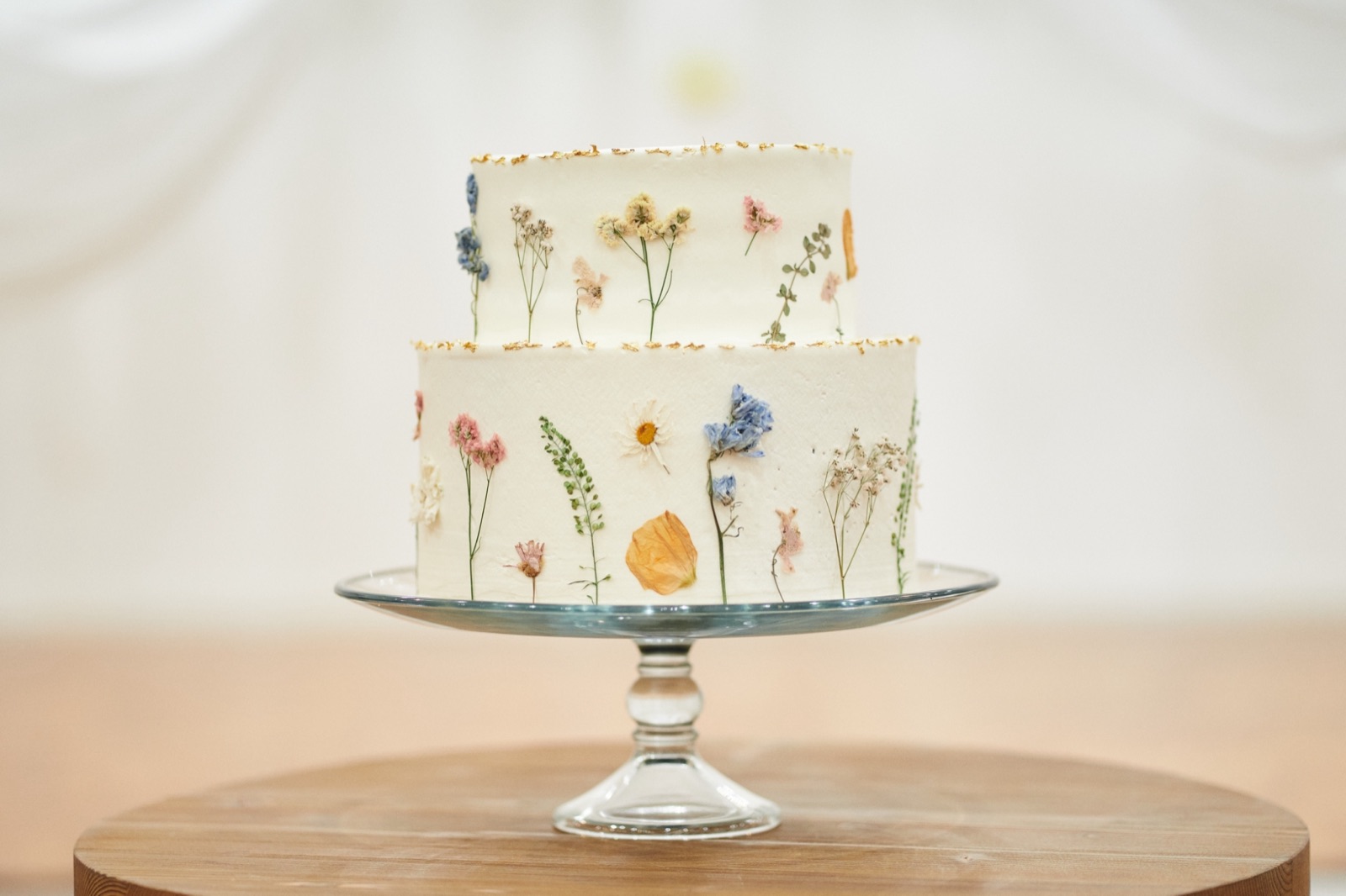 押し花のウェディングケーキ